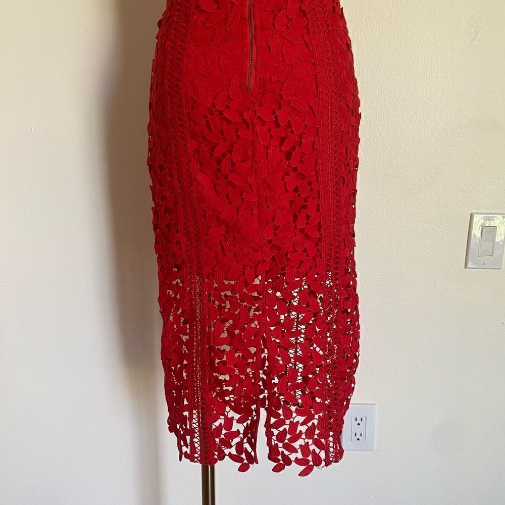 Bardot Red Roxy Leaf Lace Dress Size 4 - Picture 9 of 16